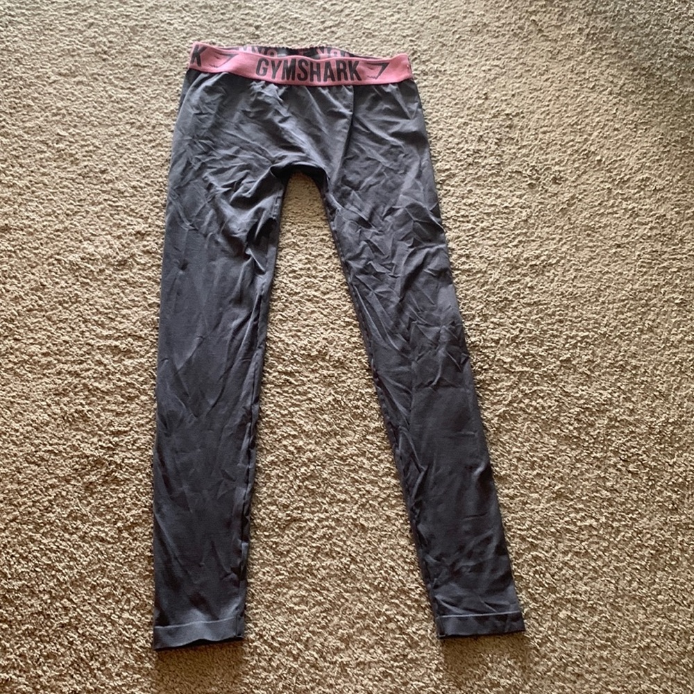Light grey size large gym shark leggings like new condition